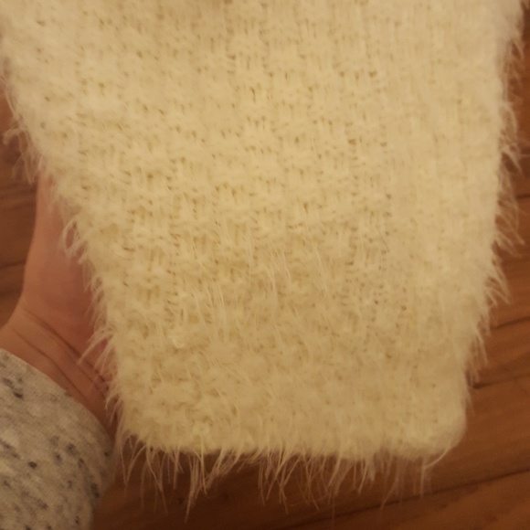 Cardigan - Picture 2 of 3